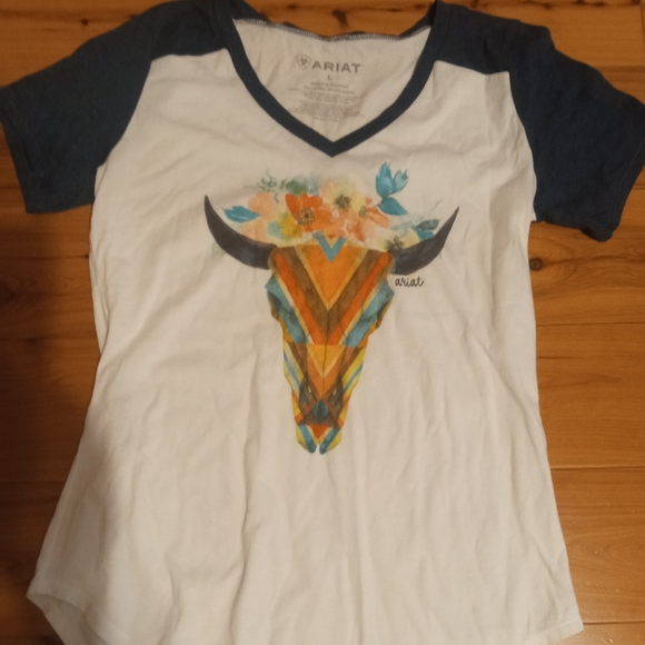Ariat Women's White and Navy Bull Skull Tee Size Large - Picture 1 of 6